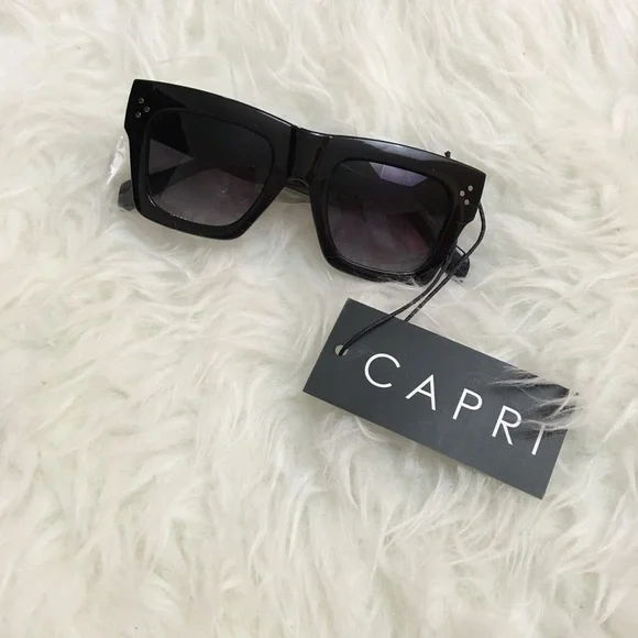 ✨NEW! black capri vintage style sunnies✨ - Picture 2 of 3